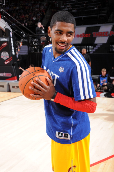 库尔图瓦：阿隆索与我们关系很好，亚马尔的言论反而激励我们（库尔图瓦：我们与阿隆索关系融洽，亚马尔的言论反倒成了动力）