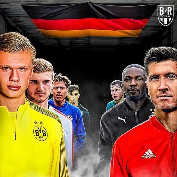 致敬科比：库里圣诞节上脚科比穿过的锐步经典球鞋“黄脚趾”（库里圣诞夜致敬科比：穿上科比曾上脚的锐步经典款“黄脚趾”）