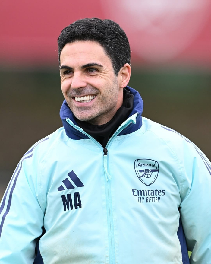 湖人本赛季输掉的7场比赛最少一场输10分，场均输17.7分（湖人本季7场失利，最小分差10分，场均净负17.7分）