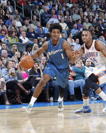 世界杯官方票价最高达6.12万 球迷叫苦连天FIFA收入暴涨（世界杯官方票价高达6.12万，球迷怨声载道，FIFA收入猛增）