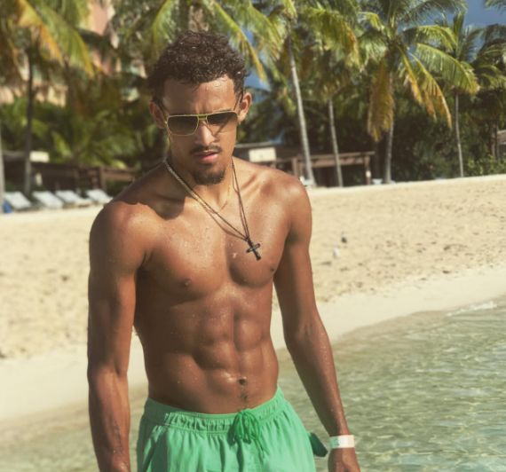 西甲积分榜：巴萨先赛获胜领先皇马4分，马竞两连败暂列第五（西甲最新积分榜：巴萨抢先取胜将对皇马优势扩大至4分，马竞两连败暂居第5）