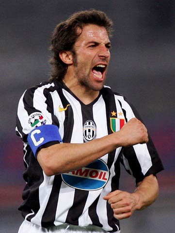 姆巴佩律师：大巴黎给他造成了心理压力，这影响了他竞技状态（姆巴佩律师称巴黎圣日耳曼施压致其心理负担，已影响竞技表现）