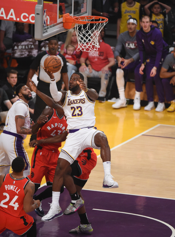 海登海姆2-1逆转柏林联合，朔普纳、席默尔破门（朔普纳、席默尔建功，海登海姆2-1逆转柏林联合）