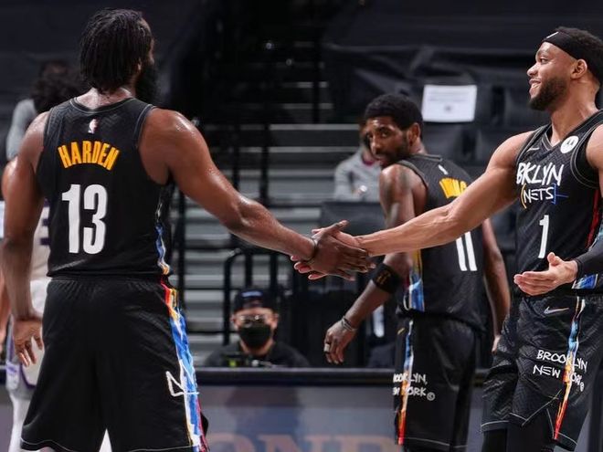 英超第14轮：达洛特破门 曼联1-1西汉姆联（英超第14轮：达洛特建功，曼联1-1战平西汉姆联）