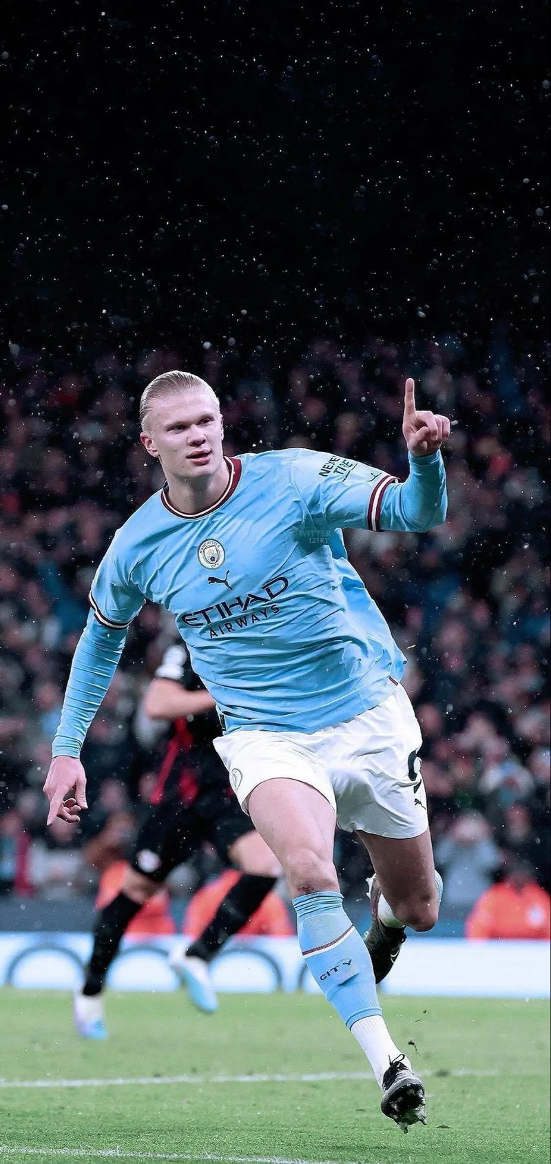 齐沃谈萨拉赫：我们清楚他对利物浦的意义，他们还有其他球星（齐沃：萨拉赫对利物浦意义重大，但红军并非只有他一位球星）