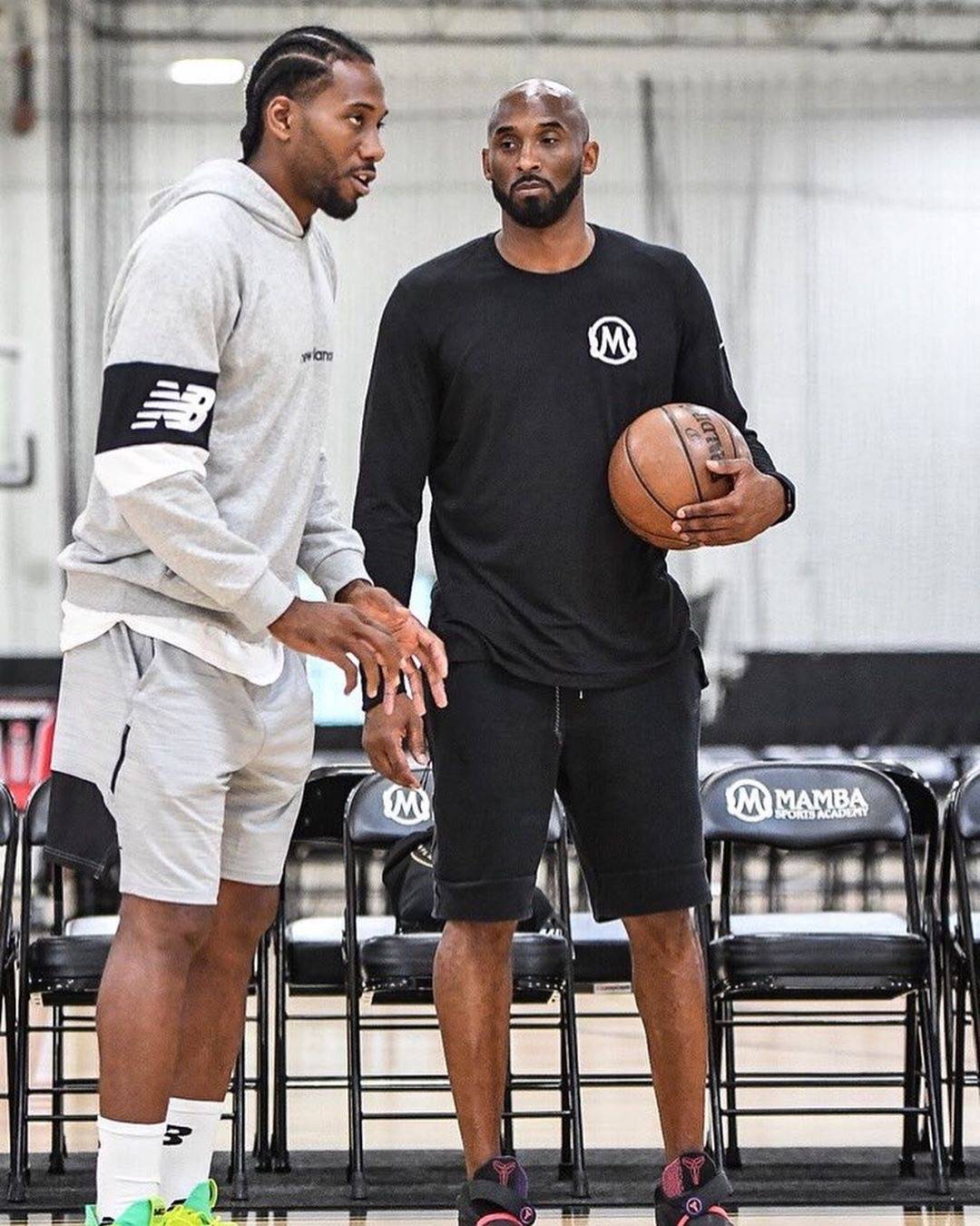 官方：乔纳森-戴维当选中北美及加勒比海足联年度最佳球员（官方：乔纳森-戴维荣膺中北美及加勒比海足联年度最佳球员）