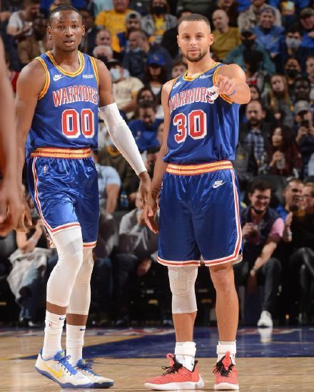 利雅得胜利2-1逆转费哈，C罗双响+补时第14分钟点射绝杀（C罗梅开二度补时第14分钟点球绝杀，利雅得胜利2-1逆转费哈）