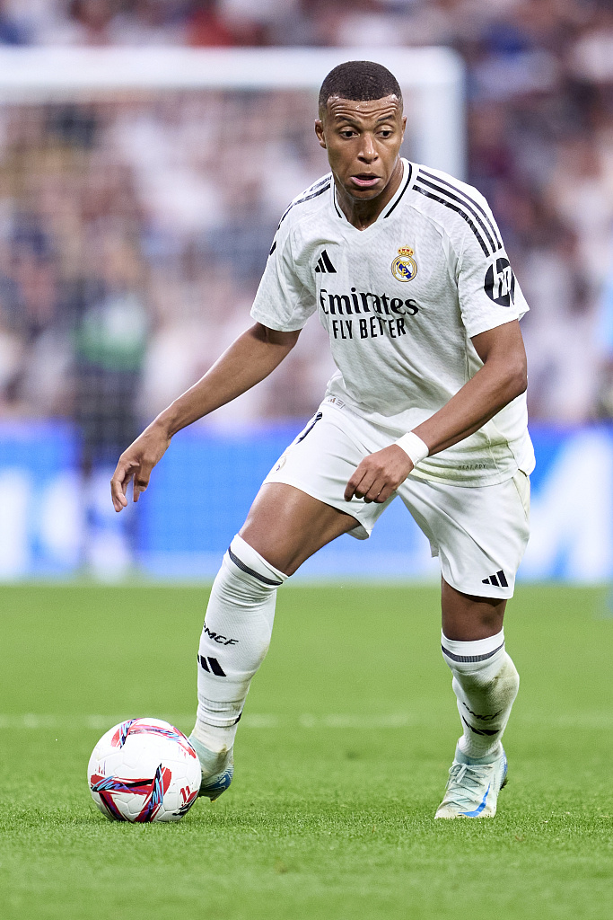 巴萨主场迎战安道尔！申格利亚率队冲击联赛第五胜 直播时间及观看指南（巴萨坐镇主场战安道尔，申格利亚领衔冲击联赛第5胜｜直播时间与观赛指南）