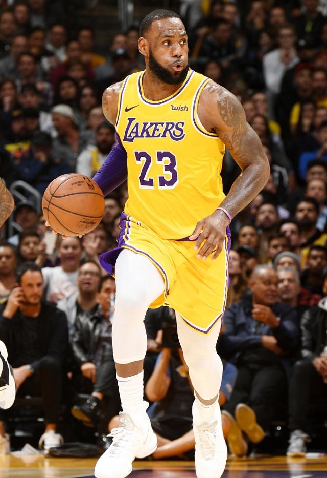 德媒：拜仁曾愿意放走格雷茨卡，帕利尼亚离开后前者确定留队（德媒：拜仁一度愿意放走格雷茨卡，帕利尼亚离队后他已确定留队）