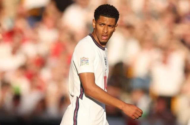 弗里克谈巴萨伤病危机，18岁库巴西创西甲传球纪录（弗里克解读巴萨伤病潮，18岁库巴西刷新西甲传球纪录）