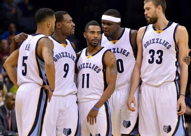 拜仁欧冠战巴黎大名单：凯恩领衔，诺伊尔、卡尔在列（拜仁欧冠迎战巴黎大名单：凯恩压阵，诺伊尔、卡尔在列）