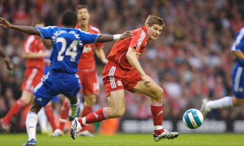 欧冠半场：卡尔进球被吹，凯恩中柱，拜仁暂0-0葡萄牙体育（欧冠半场战报：卡尔进球被判无效，凯恩中柱，拜仁暂与葡萄牙体育0-0）