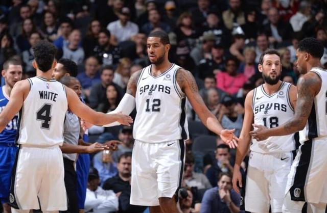 阿莫林：库尼亚已归队，有两人出战成疑；不会看谩骂我的言论（阿莫林：库尼亚回归，两人出战成疑；我不看针对我的谩骂）