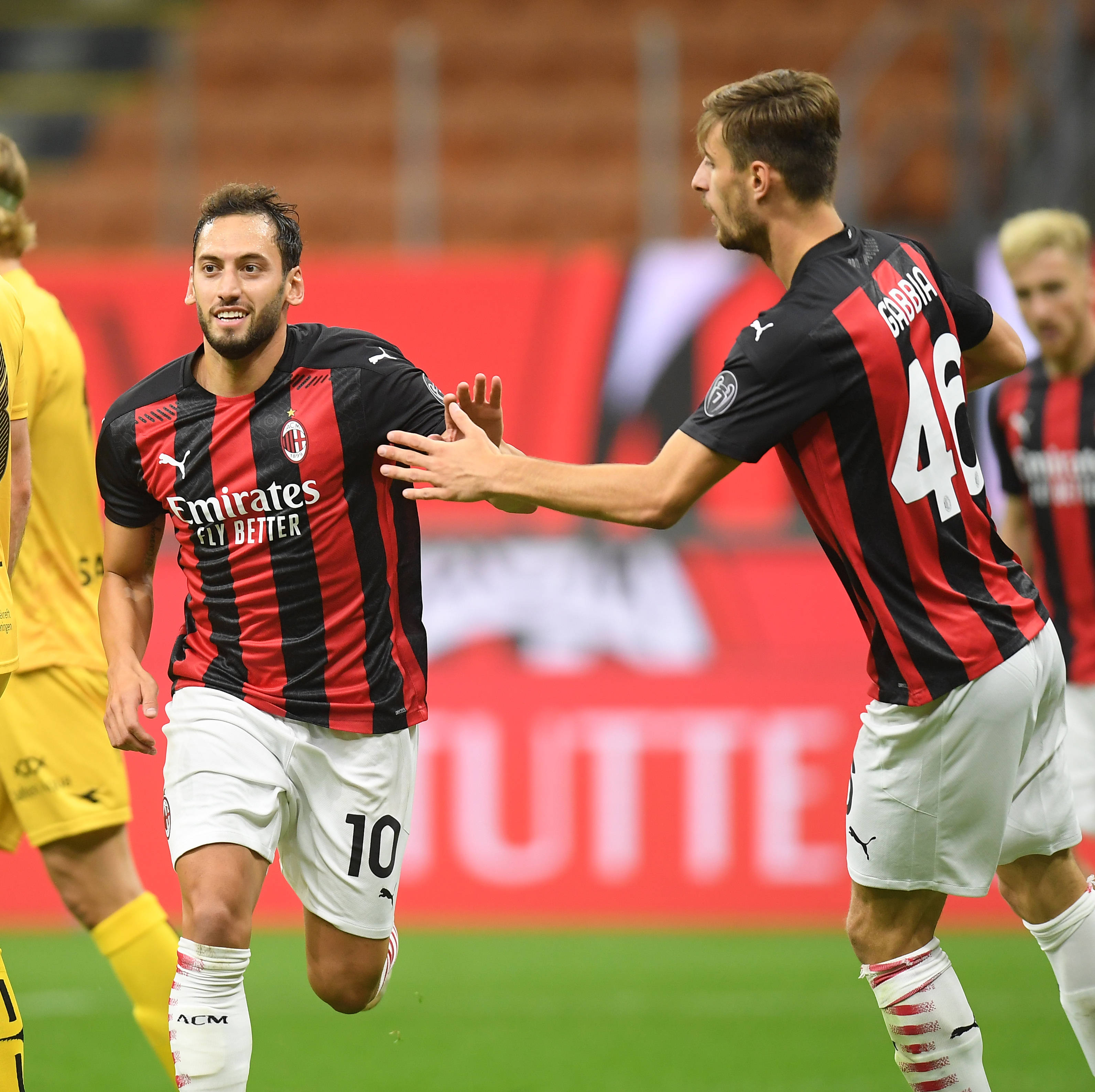 川普狂喜，乡下人乐队将在世界杯抽签仪式结束后表演《YMCA》（特朗普喜出望外：乡下人乐队将于世界杯抽签仪式落幕后献唱《YMCA）